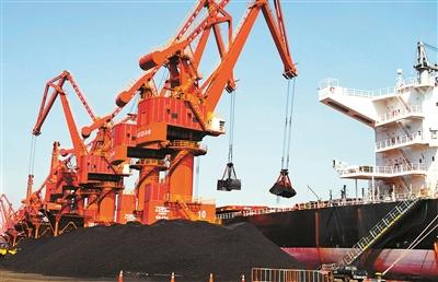 2020年全國進(jìn)口煤炭30399萬噸　創(chuàng)7年來新高